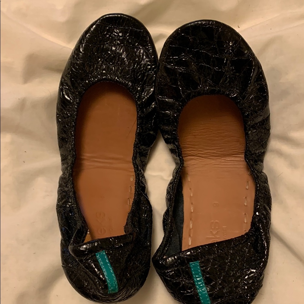 Tieks Travel Shiny Black Ballet Flats - Picture 2 of 4